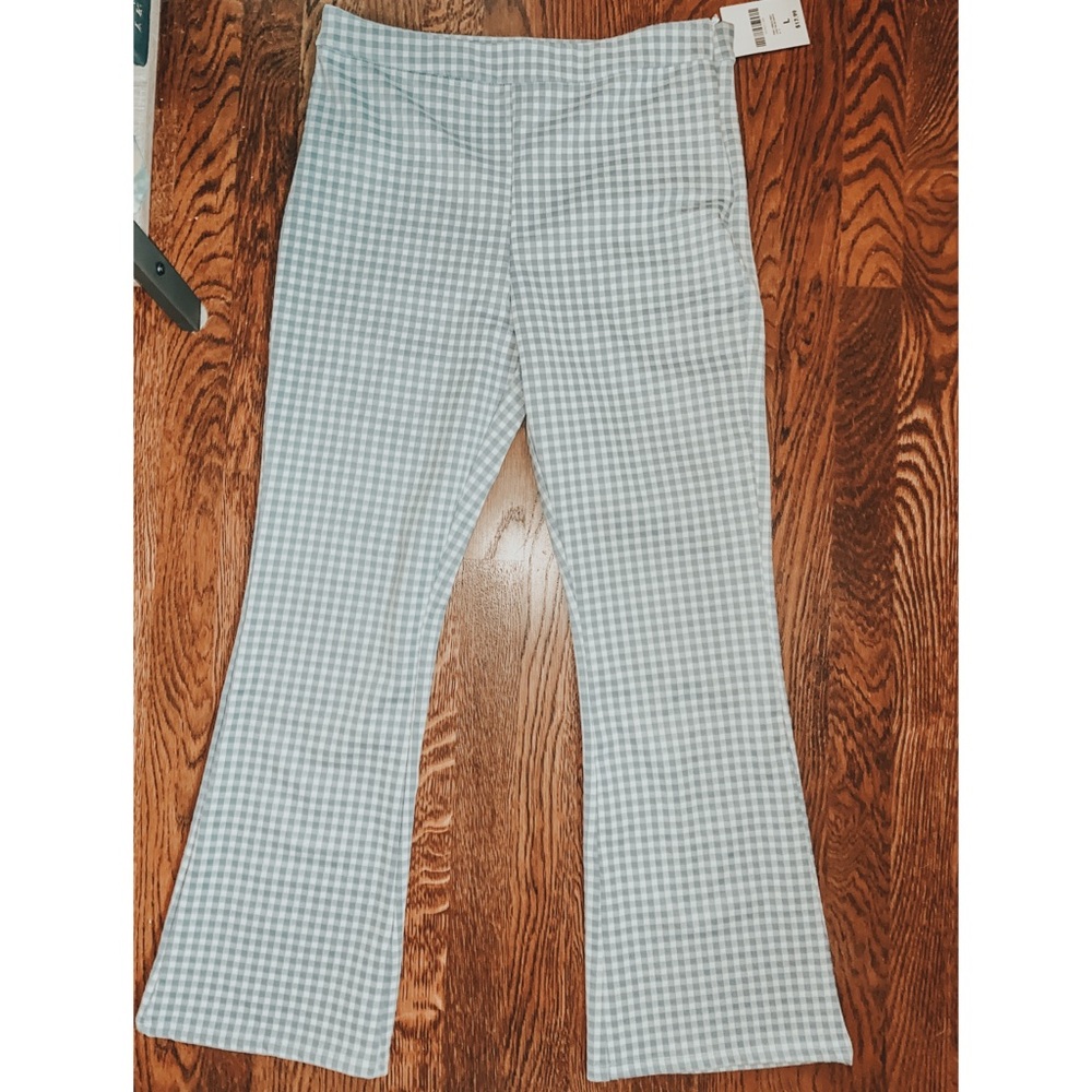 ☆NWT F21 trendy gingham flare pants ☆